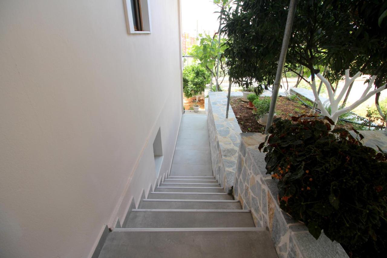 Villa 24 Sarande Bagian luar foto