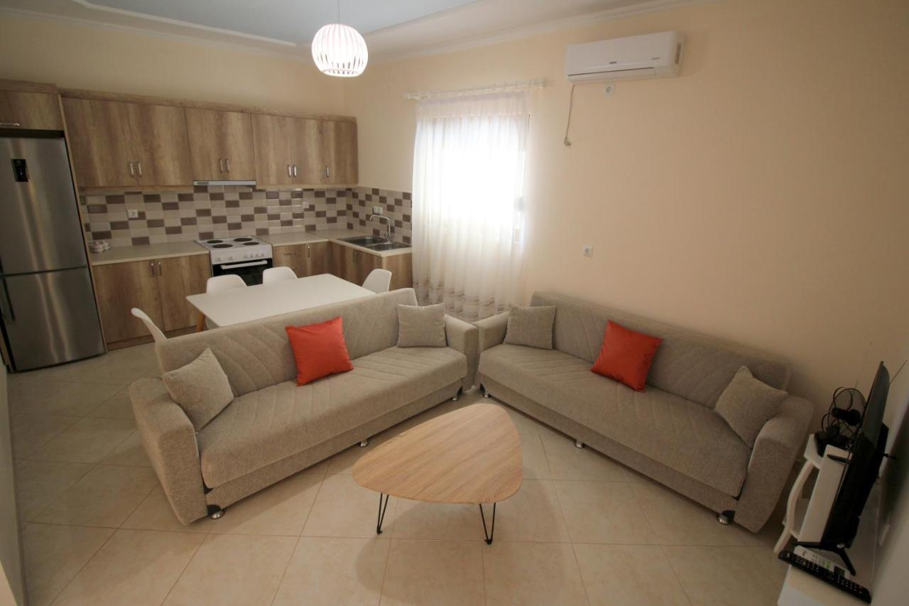 Villa 24 Sarande Bagian luar foto